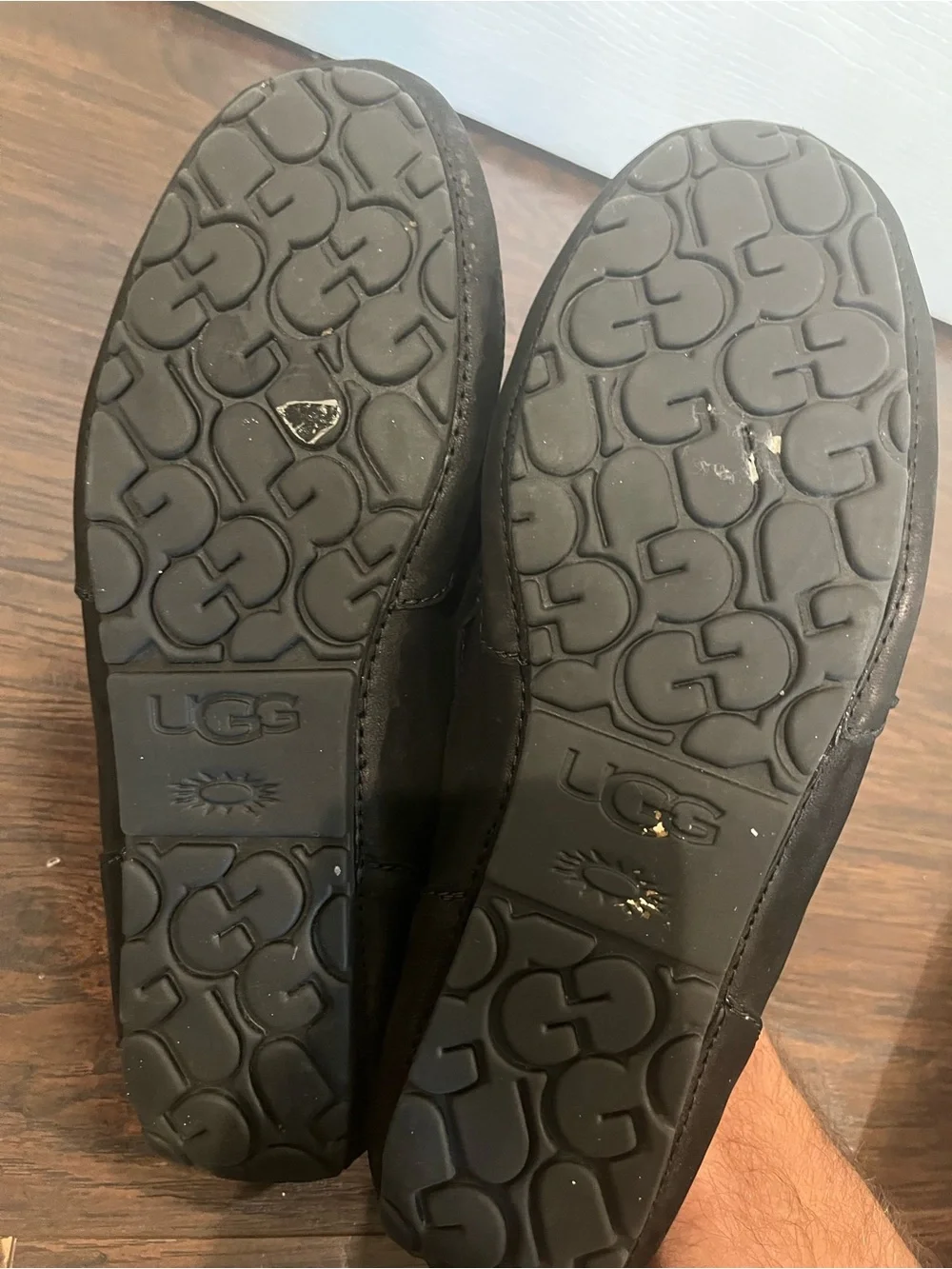 UGG men moccasin